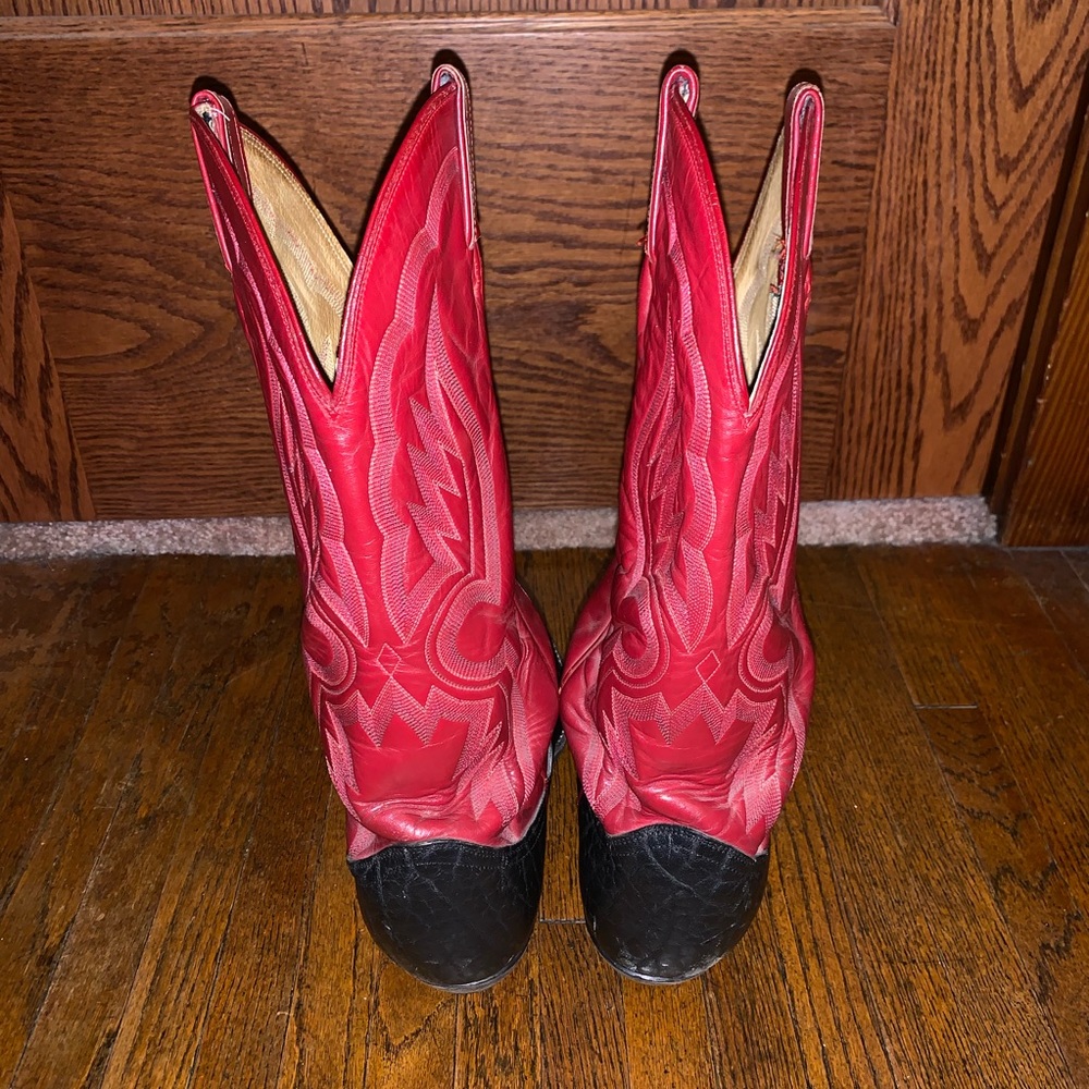 Tony Lama Cowboy Boots - Picture 4 of 8